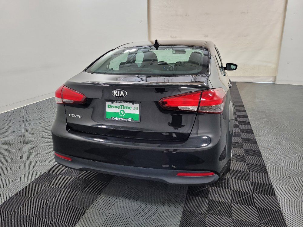 Used 2017 Kia Forte LX FWD image 7