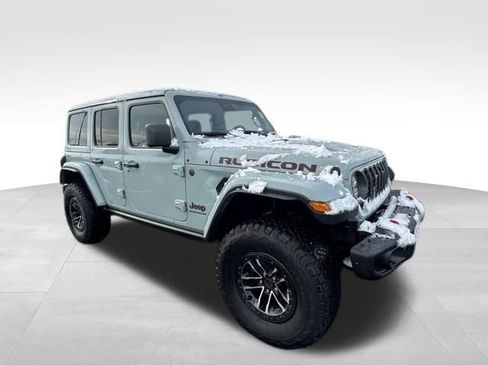 Used 2024 Jeep Wrangler Unlimited Rubicon image 11