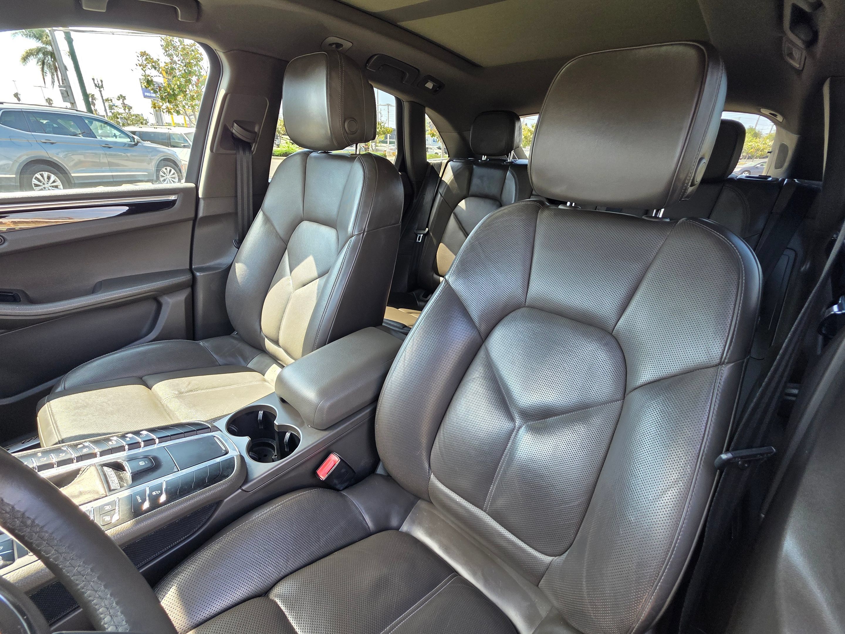 Used 2017 Porsche Macan S AWD/4WD image 18