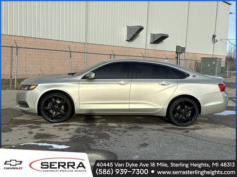 Used 2014 Chevrolet Impala LT w/ Convenience Package image 2