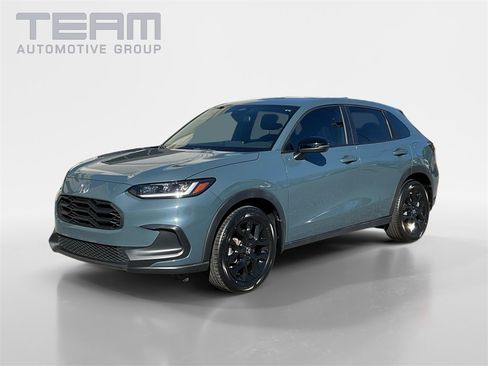 Used 2023 Honda HR-V Sport image 3