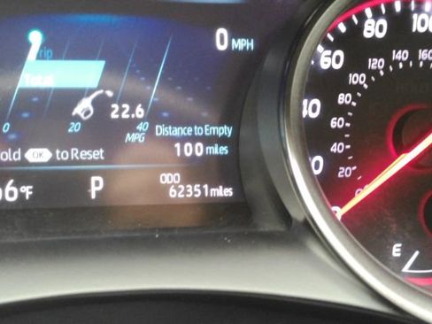 Used 2021 Toyota Camry XSE w/ Navigation Package image 40