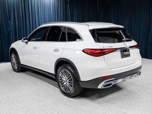 New 2026 Mercedes-Benz GLC 300 4MATIC image 9