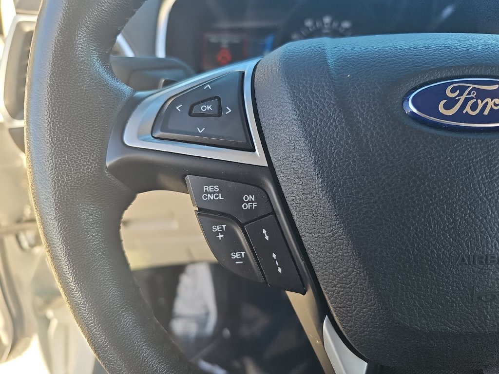 Used 2017 Ford Edge Titanium AWD/4WD image 18