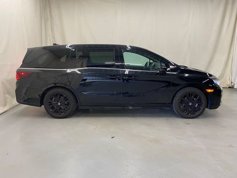 Used 2025 Honda Odyssey Sport-L image 9