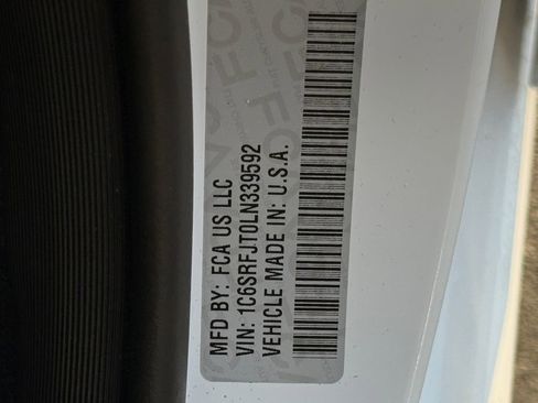 Used 2020 RAM 1500 Laramie w/ Sport Appearance Package image 27