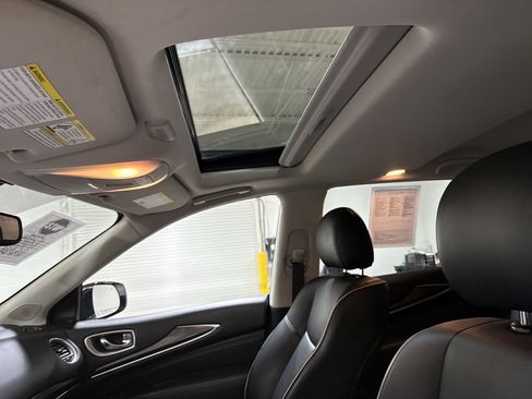 Used 2020 INFINITI QX60 Luxe AWD/4WD image 19