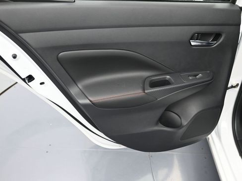 New 2025 Nissan Versa SR w/ Trunk Package FWD image 21