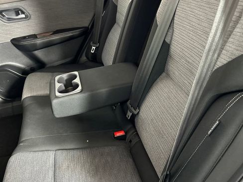 Used 2023 Nissan Rogue SV image 24