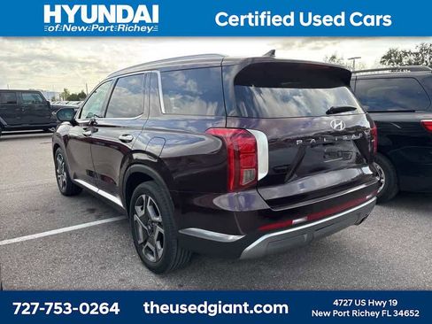 Used 2024 Hyundai Palisade Limited image 2