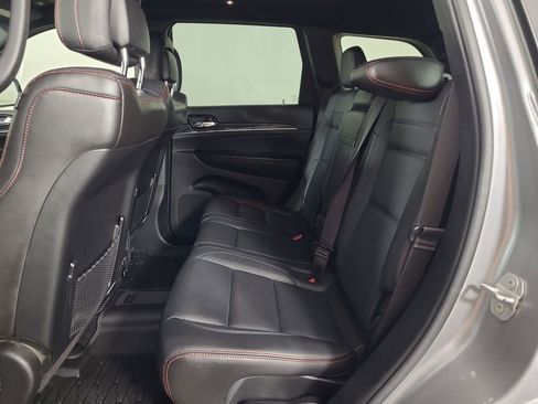 Used 2021 Jeep Grand Cherokee Trailhawk w/ Trailhawk Luxury Group AWD/4WD image 21