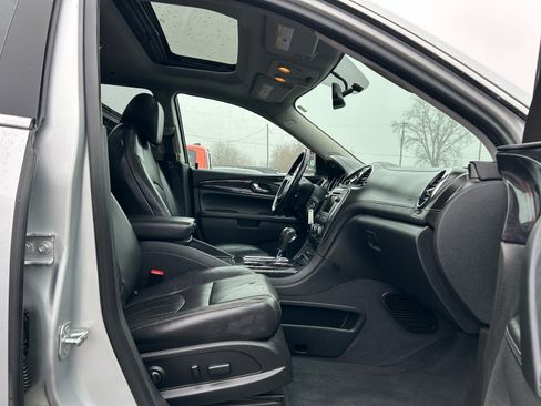 Used 2016 Buick Enclave Leather image 12