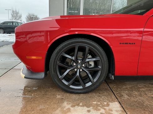 Used 2021 Dodge Challenger R/T w/ Blacktop Package image 25