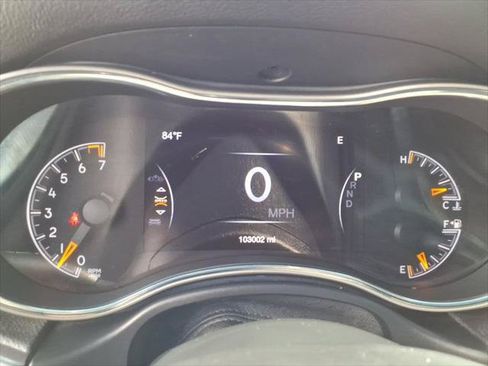 Used 2017 Jeep Grand Cherokee Altitude AWD/4WD image 15