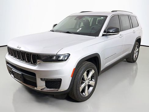 Used 2021 Jeep Grand Cherokee L Limited image 12