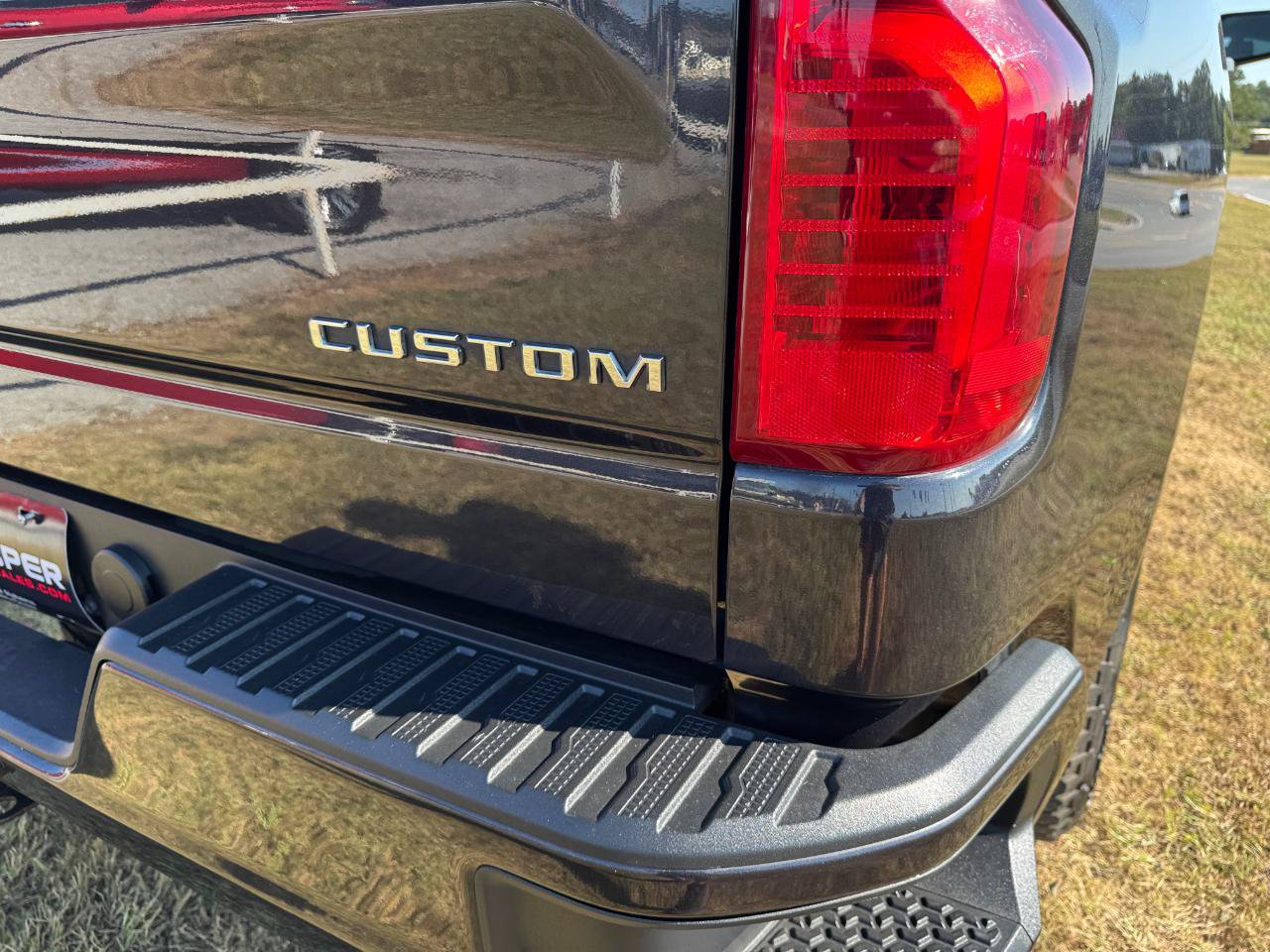 Used 2023 Chevrolet Silverado 1500 Custom AWD/4WD image 16