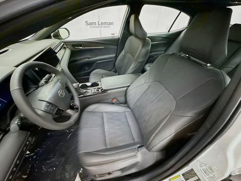 Used 2025 Toyota Camry XSE image 21
