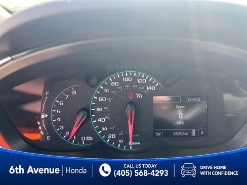Used 2019 Chevrolet Trax LT w/ LT Convenience Package AWD/4WD image 29