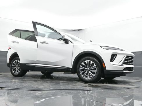 Used 2024 Buick Envision Preferred image 69