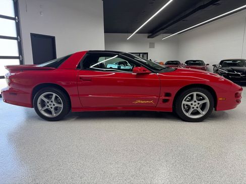 Used 2002 Pontiac Firebird Trans Am w/ SLP Firehawk Pkg RWD image 10