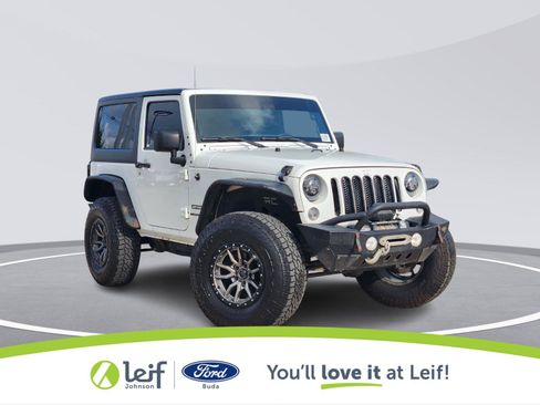 Used 2015 Jeep Wrangler Sport w/ Connectivity Group AWD/4WD image 2