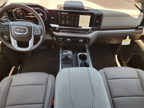 New 2026 GMC Sierra 1500 SLT image 2