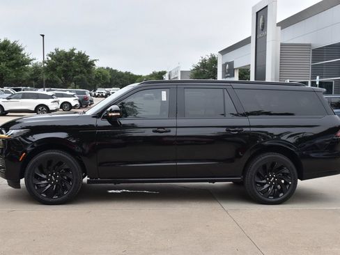 New 2027 Lincoln Navigator L Reserve w/ Jet Appearance Package AWD/4WD image 11