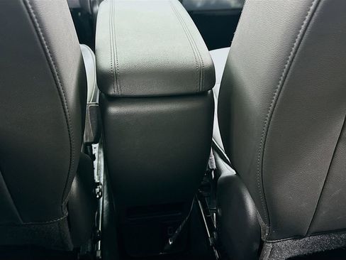 Used 2024 Buick Encore GX Preferred image 24