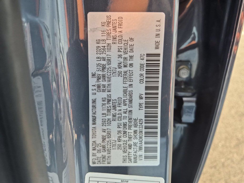 Used 2025 MAZDA CX-50 AWD 2.5 Hybrid w/ Premium Pkg image 43
