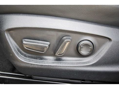 Used 2023 Toyota Camry SE FWD image 26