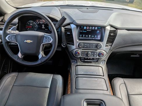 Used 2017 Chevrolet Suburban Premier image 16