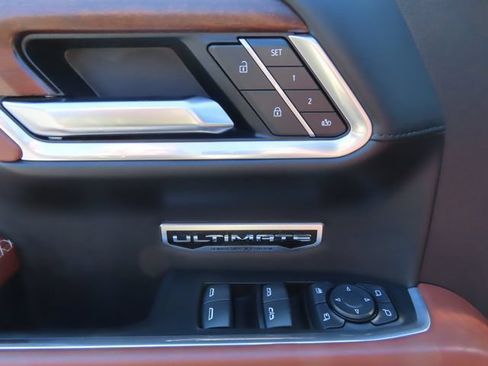 Used 2025 GMC Sierra 1500 Denali Ultimate AWD/4WD image 14