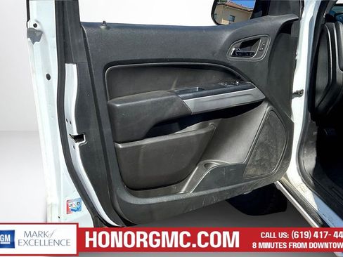Used 2022 Chevrolet Colorado LT w/ Fleet Safety Package image 19