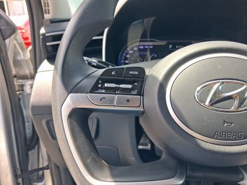 Used 2023 Hyundai Tucson SEL FWD image 17