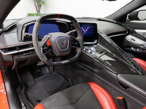 Used 2023 Chevrolet Corvette Z06 w/ Z07 Performance Package image 5