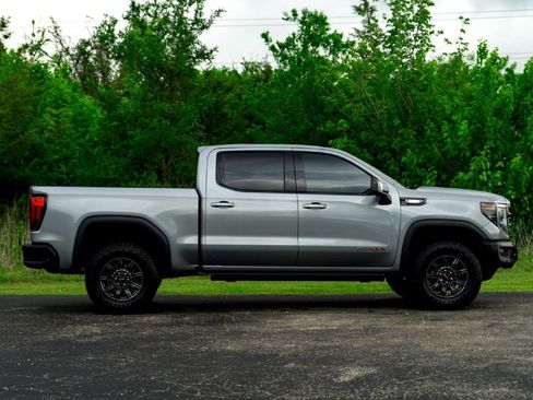 Used 2024 GMC Sierra 1500 AT4X AWD/4WD image 5