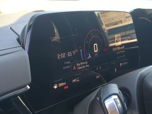 New 2026 Chevrolet Suburban LS image 9