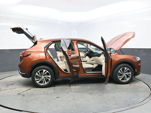 Used 2022 Buick Envision Essence w/ Safety Package FWD image 54