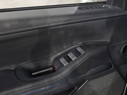 New 2025 Lincoln Navigator Reserve w/ Jet Appearance Package image 19