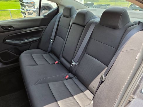 Used 2024 Nissan Altima 2.5 SV FWD image 22