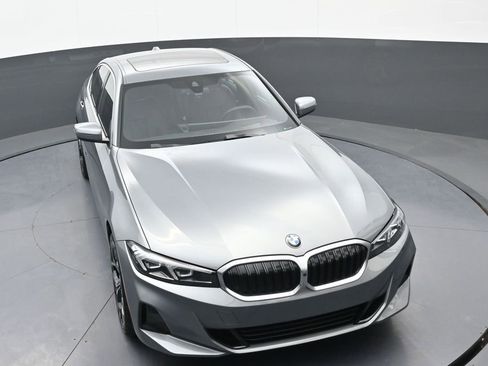 Used 2025 BMW 330i xDrive Sedan image 30