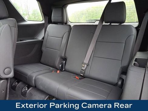 Used 2023 Chevrolet Traverse LT w/ LT Premium Package AWD/4WD image 21