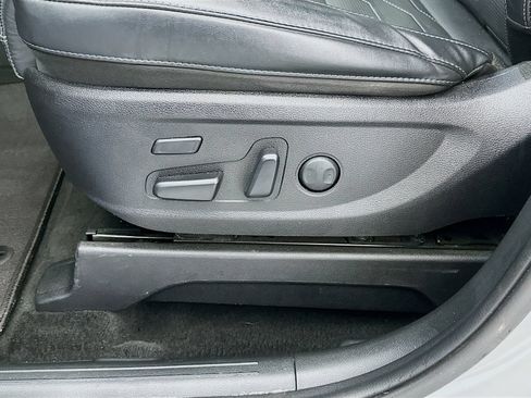 Used 2022 Kia Telluride SX w/ SX Prestige Package AWD/4WD image 19