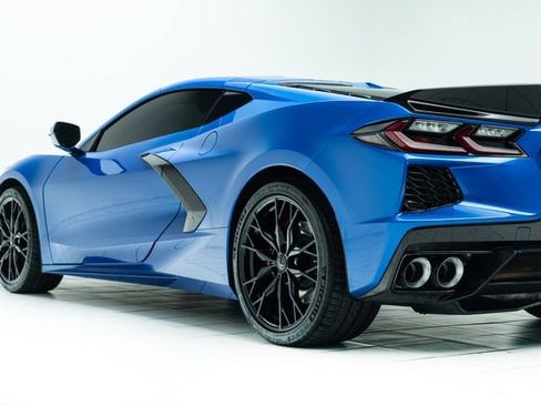 Used 2025 Chevrolet Corvette Stingray Coupe w/ 1LT RWD image 20