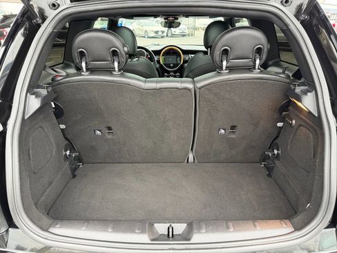 Used 2017 MINI Cooper S image 19