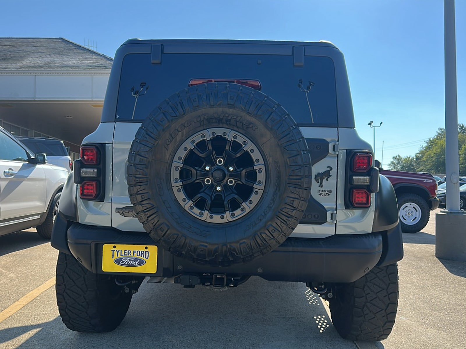 Used 2023 Ford Bronco Raptor AWD/4WD image 8