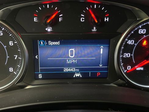 Certified 2022 GMC Terrain SLE w/ Driver Convenience Package image 11