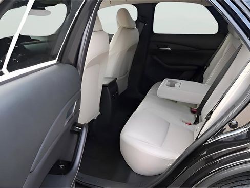 New 2025 MAZDA CX-30 AWD 2.5 S w/ Preferred Package image 19