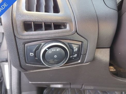 Used 2015 Ford Focus S image 16