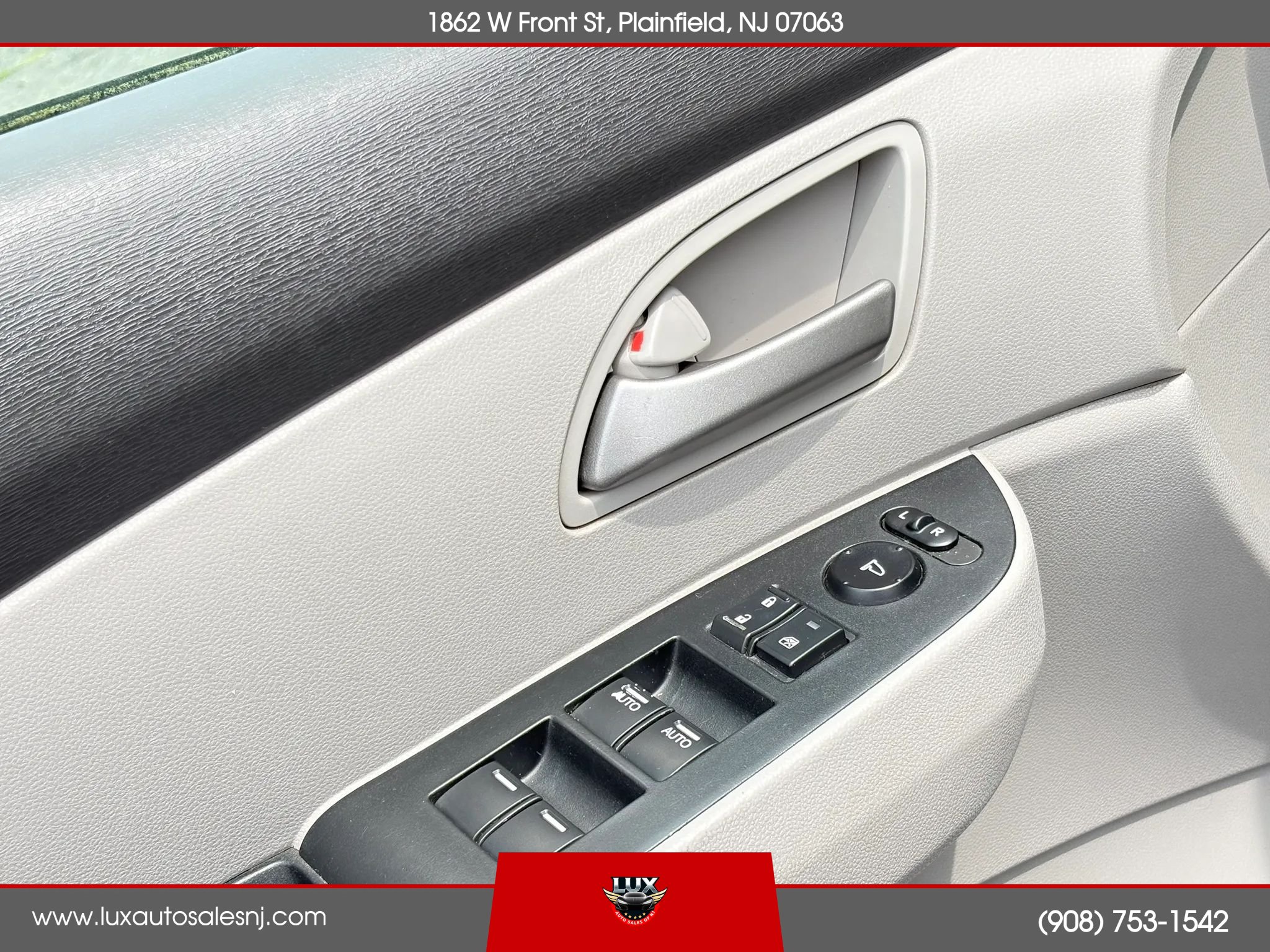 Used 2011 Honda Odyssey LX image 17